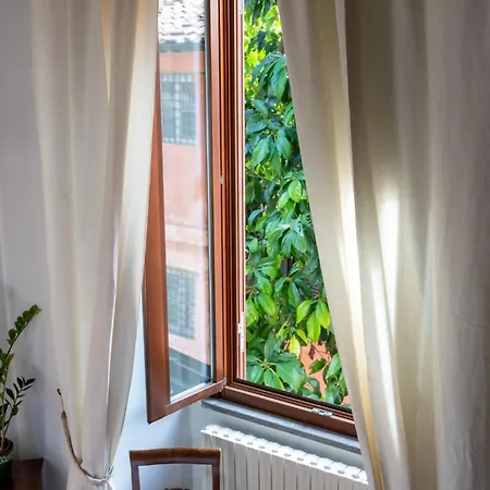 Beyond The Tiber Trastevere *